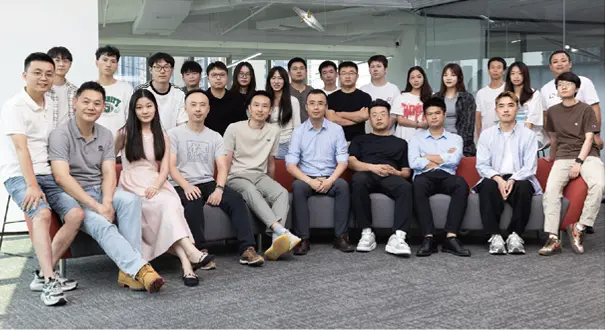 专业团队全程提供软硬件服务